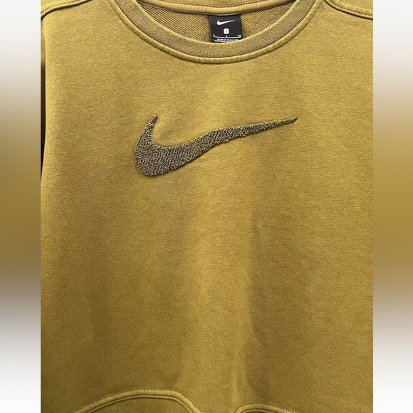 Nike Green Sherpa textured big logo Oversized Cropped Crewneck Sweatshirt Womens - Picture 3 of 6